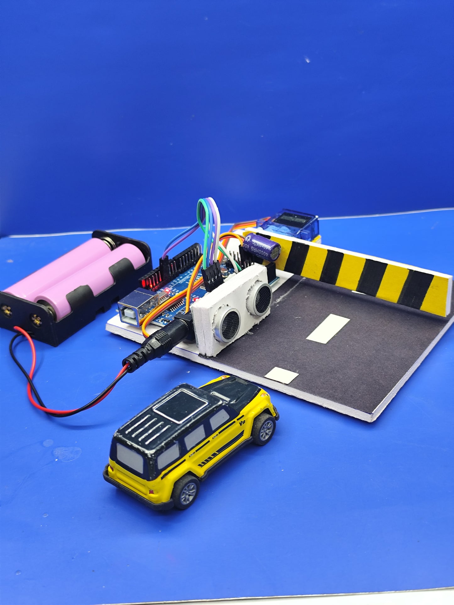 Automatic gate opening Arduino and ultrasonic