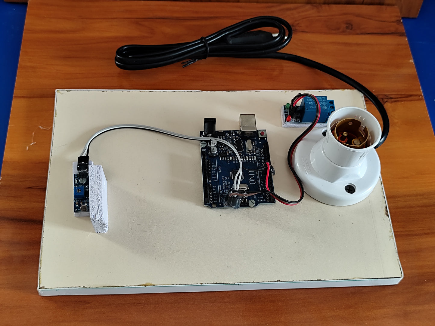 Automatic street light arduino